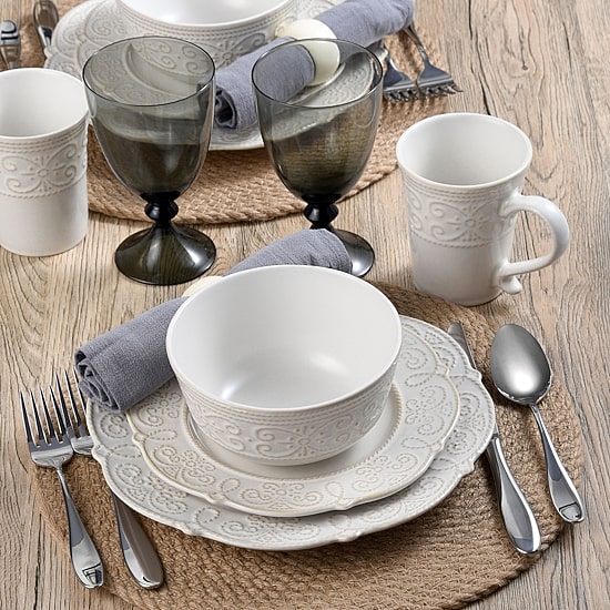 Pfaltzgraff Abby, White 16-pc. Stoneware Dinnerware Set