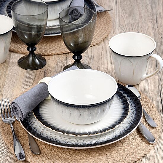 Pfaltzgraff Blake, White 16-pc. Stoneware Dinnerware Set