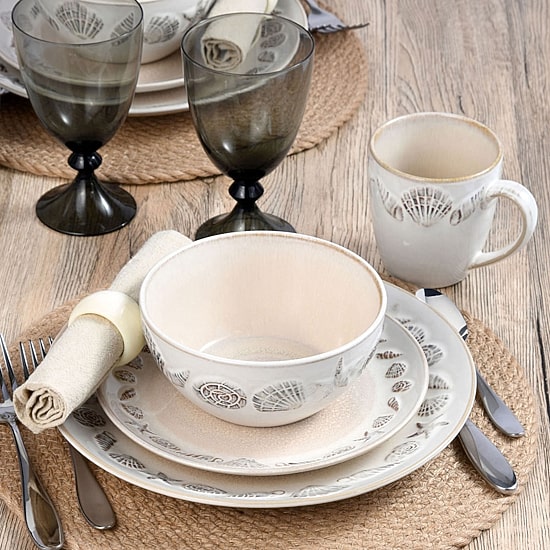 Pfaltzgraff Panama, Brown 16-pc. Stoneware Dinnerware Set