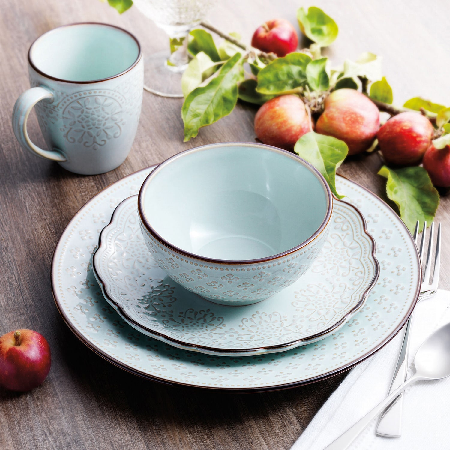 Pfaltzgraff Joanne, Blue 16-pc. Stoneware Dinnerware Set