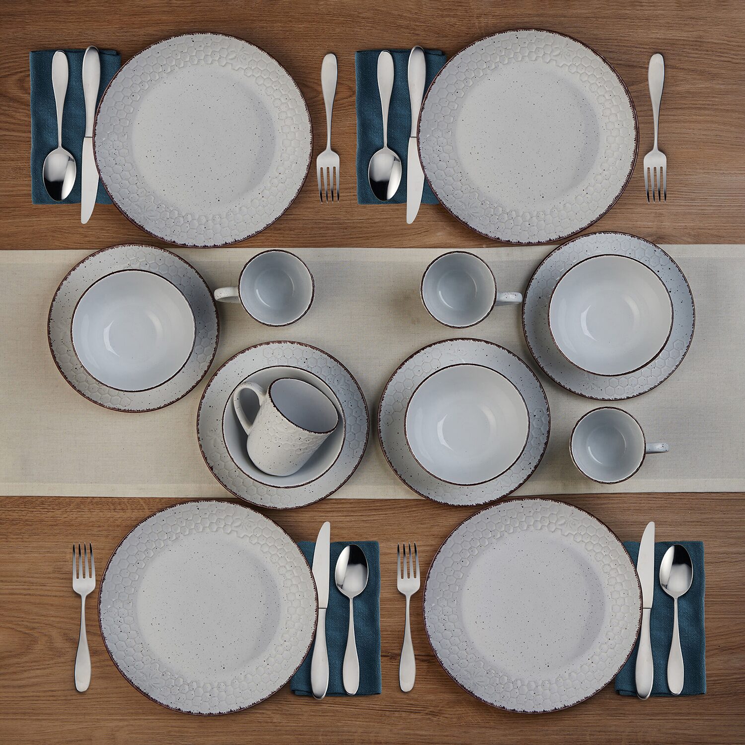Pfaltzgraff Bumblebee, Yellow 16-pc. Stoneware Dinnerware Set