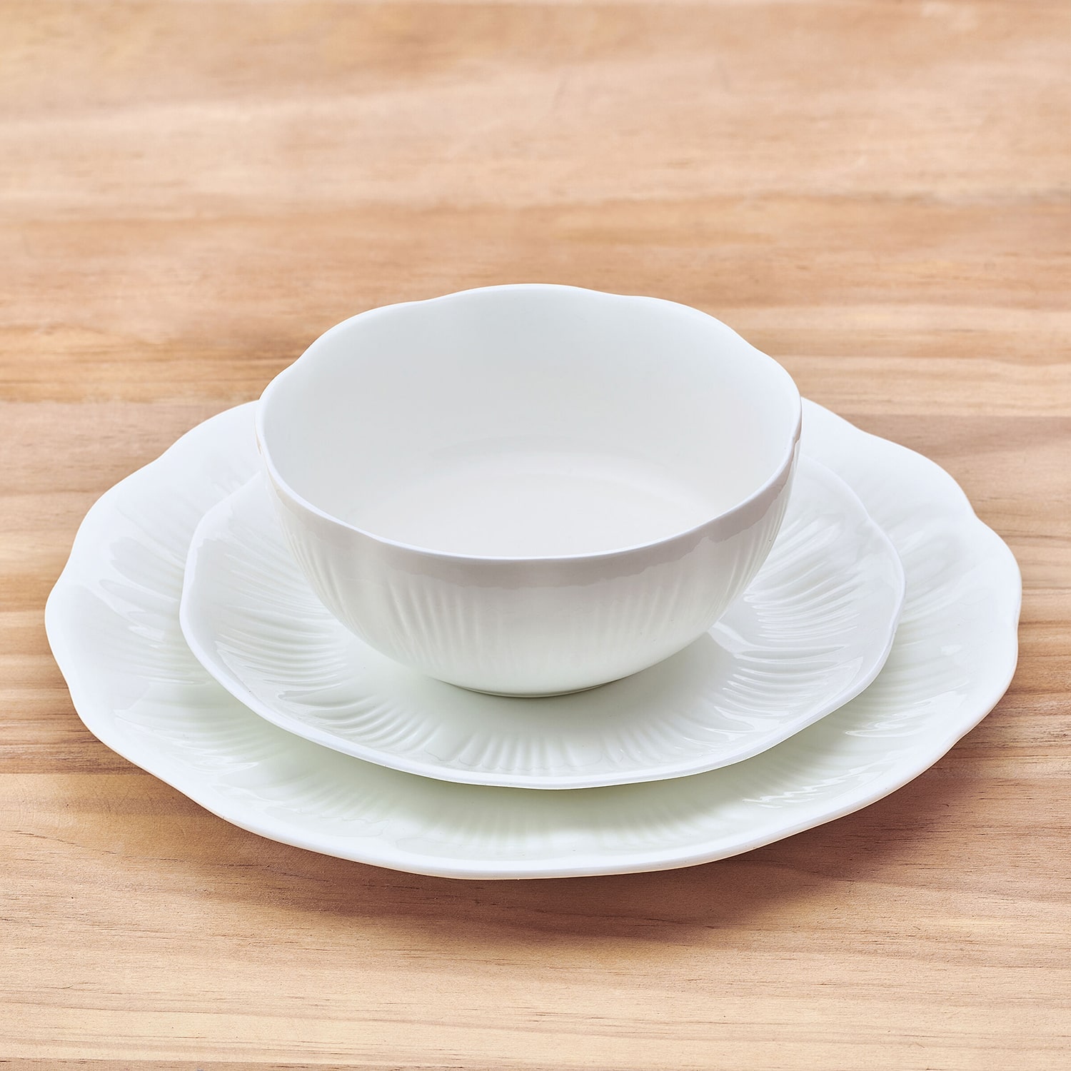 Mikasa Flora, White 12-pc. Bone China Dinnerware Set