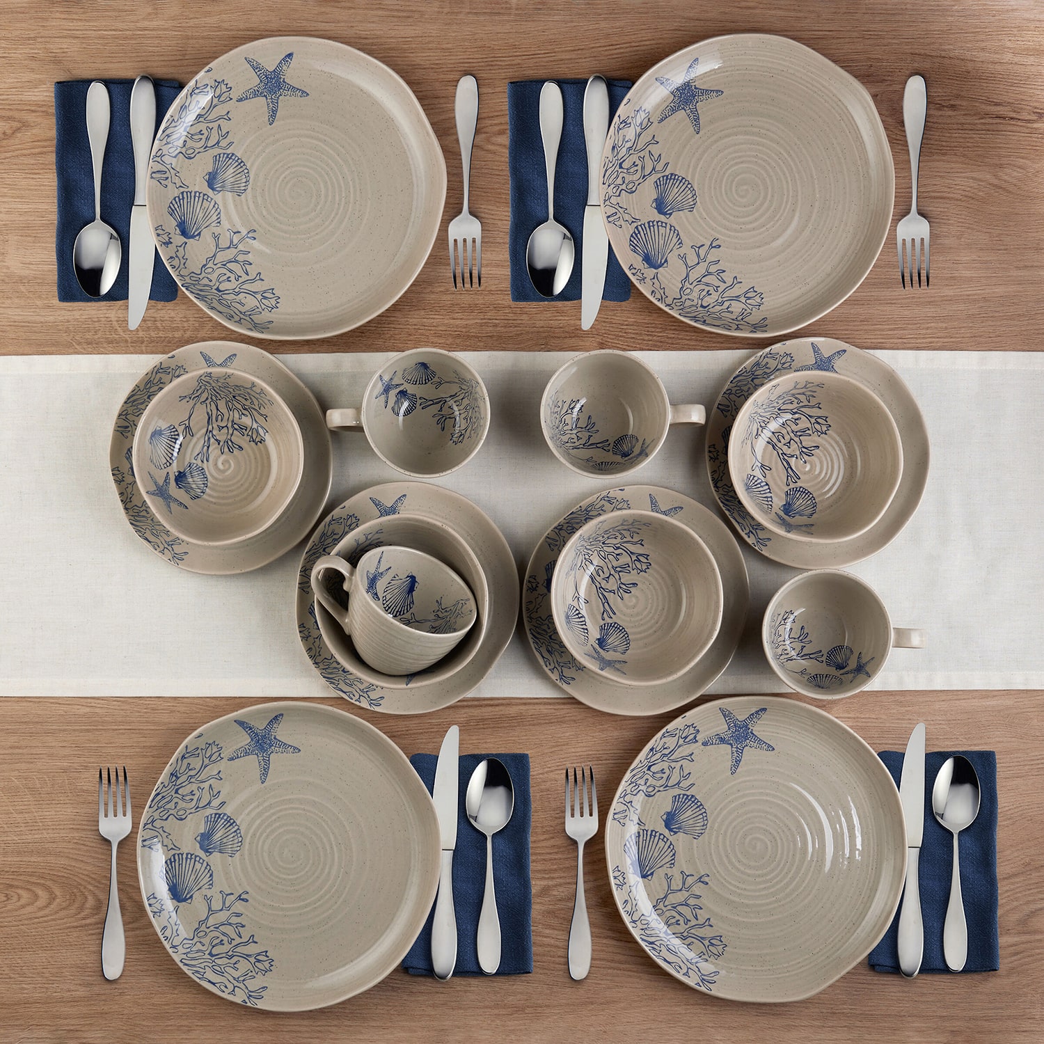 Pfaltzgraff Southport, Light Gray 16-pc. Stoneware Dinnerware Set