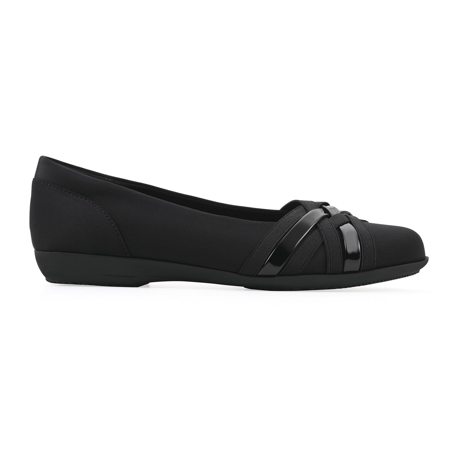 CLIFFS BY WHITE MOUNTAIN Womens Chic Almond Closed Toe Ballet Flats