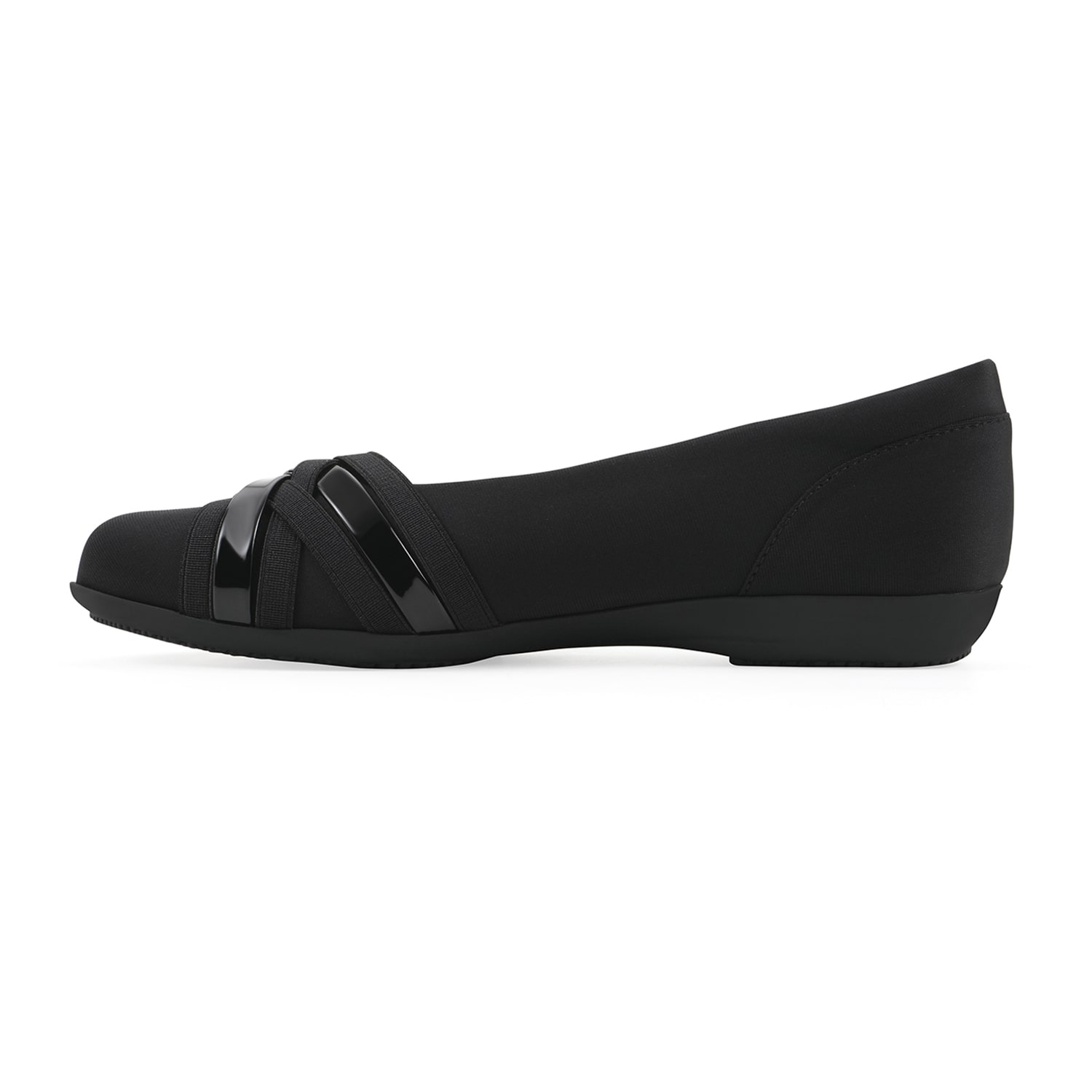 CLIFFS BY WHITE MOUNTAIN Womens Chic Almond Closed Toe Ballet Flats