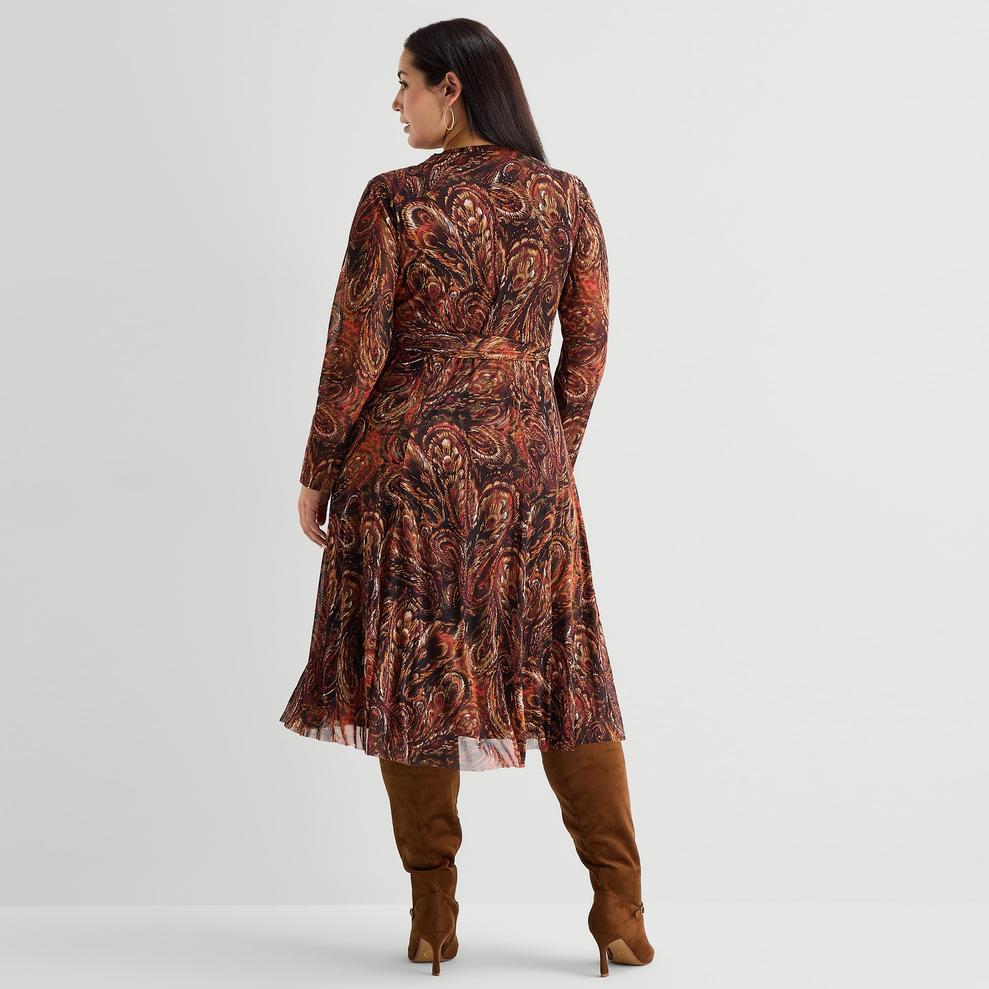 Sandra Darren Womens Plus Midi Round Neck Long Sleeve Fitted Abstract Fit + Flare Dress