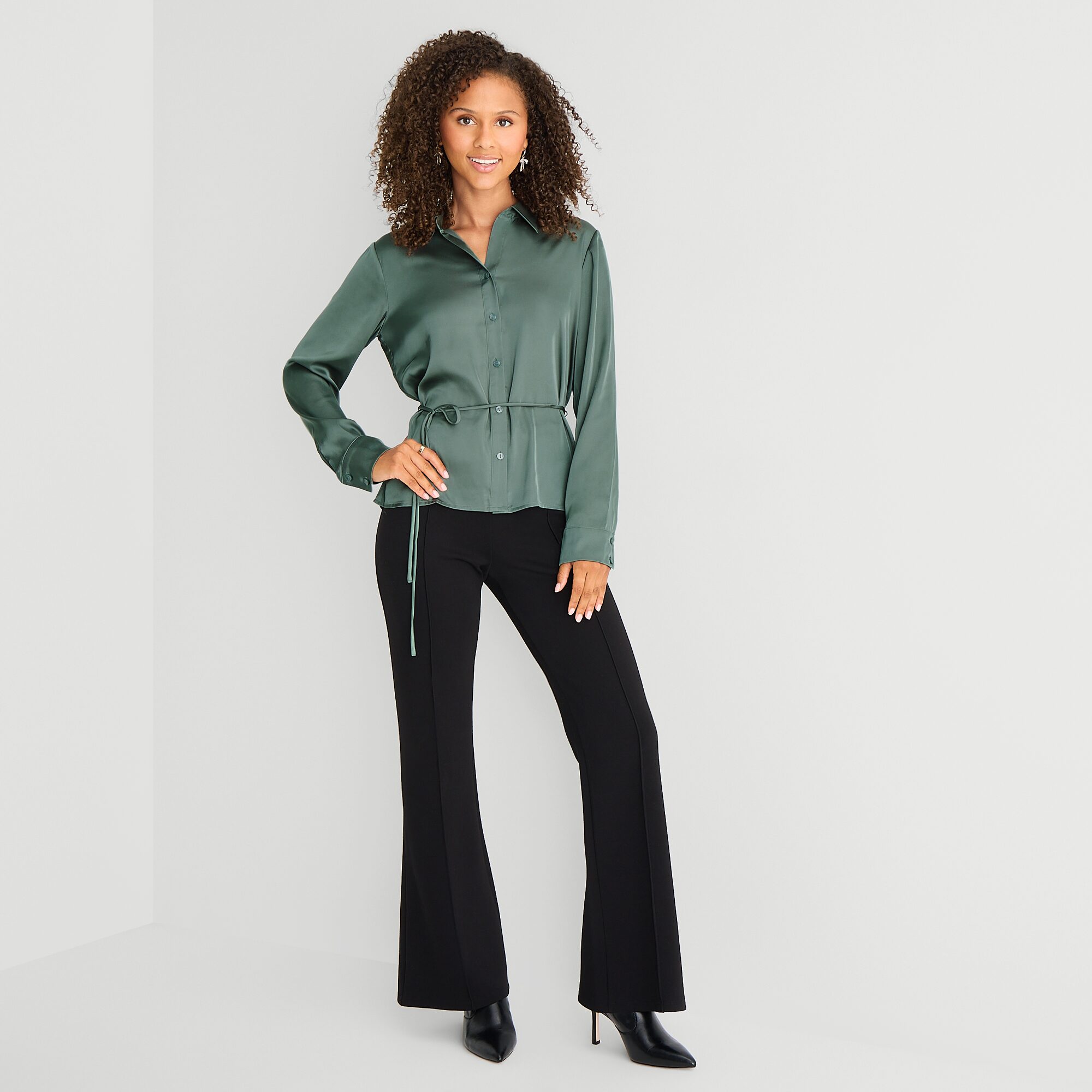 by&by Womens Juniors Drop Shoulder Long Sleeve Fitted Button-Down Shirt