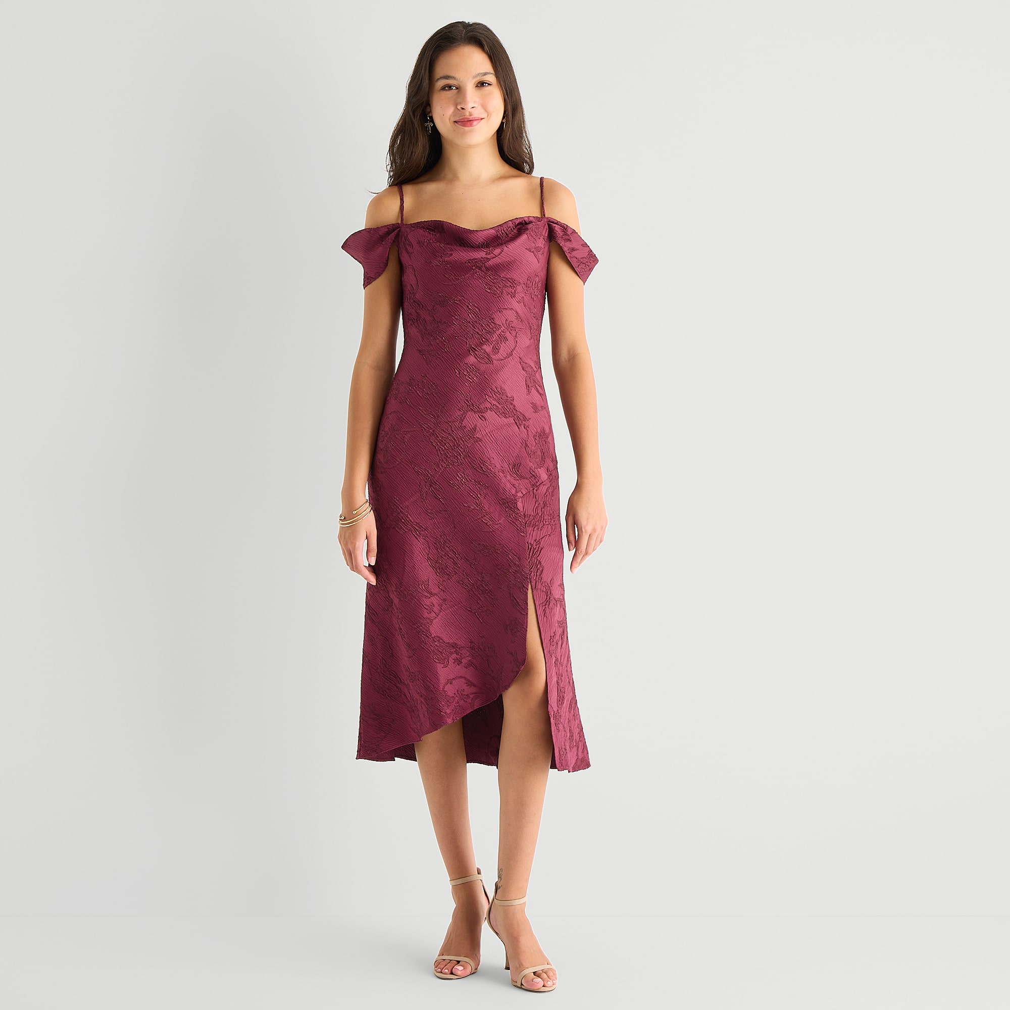 by&by Womens Juniors Short Sleeve Midi Slip Dress
