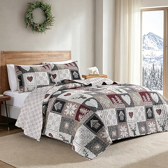 Hudson & Main Christmas Patchwork 3-pc. Easy Care Quilt Set