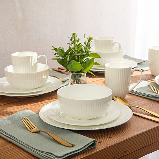 Gibson Beam 16-pc. Bone China Dinnerware Set