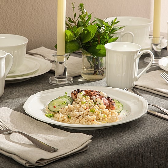 Gibson Bavaria 16-pc. Bone China Dinnerware Set