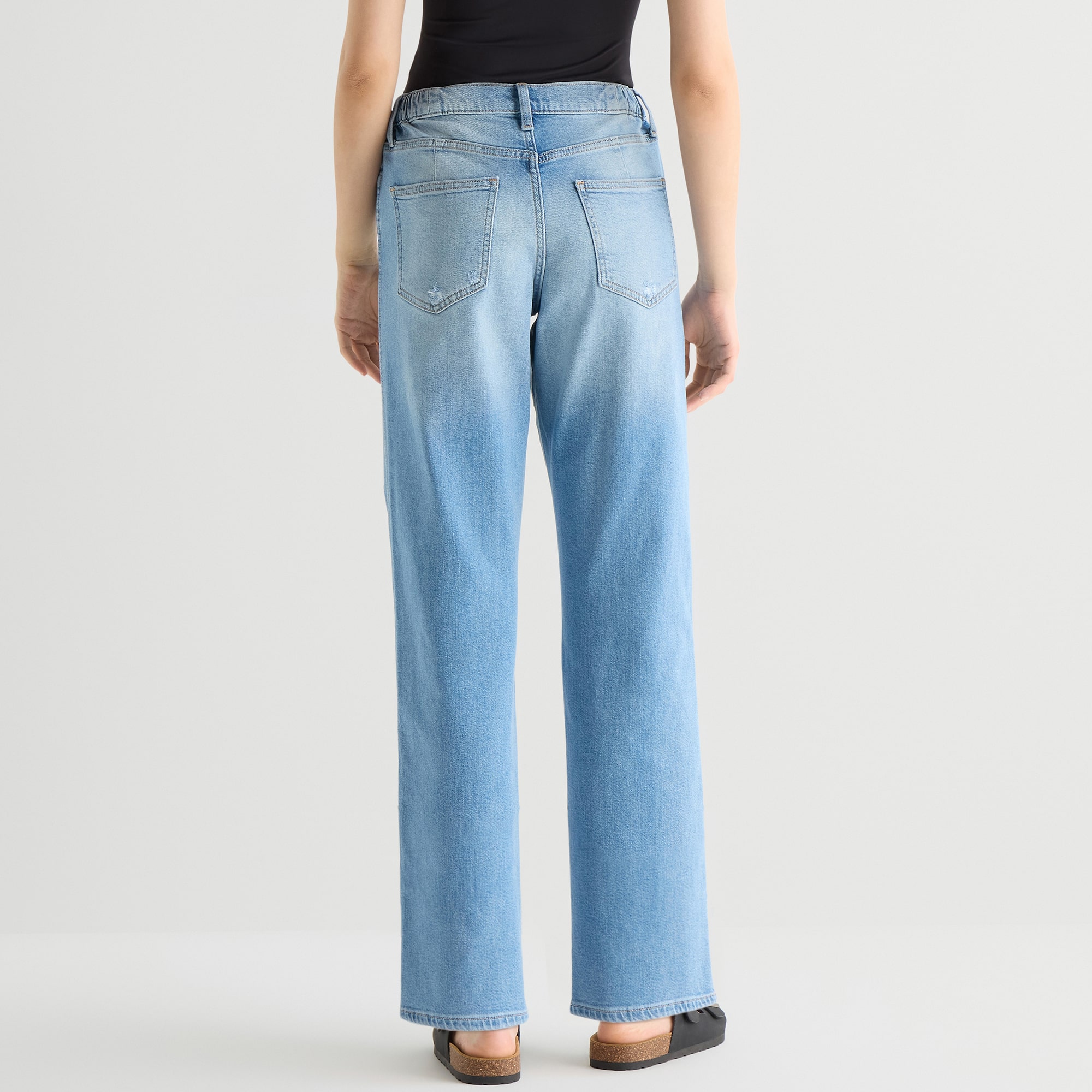 Arizona Curvy Womens Juniors Short High Rise Straight Leg Jean