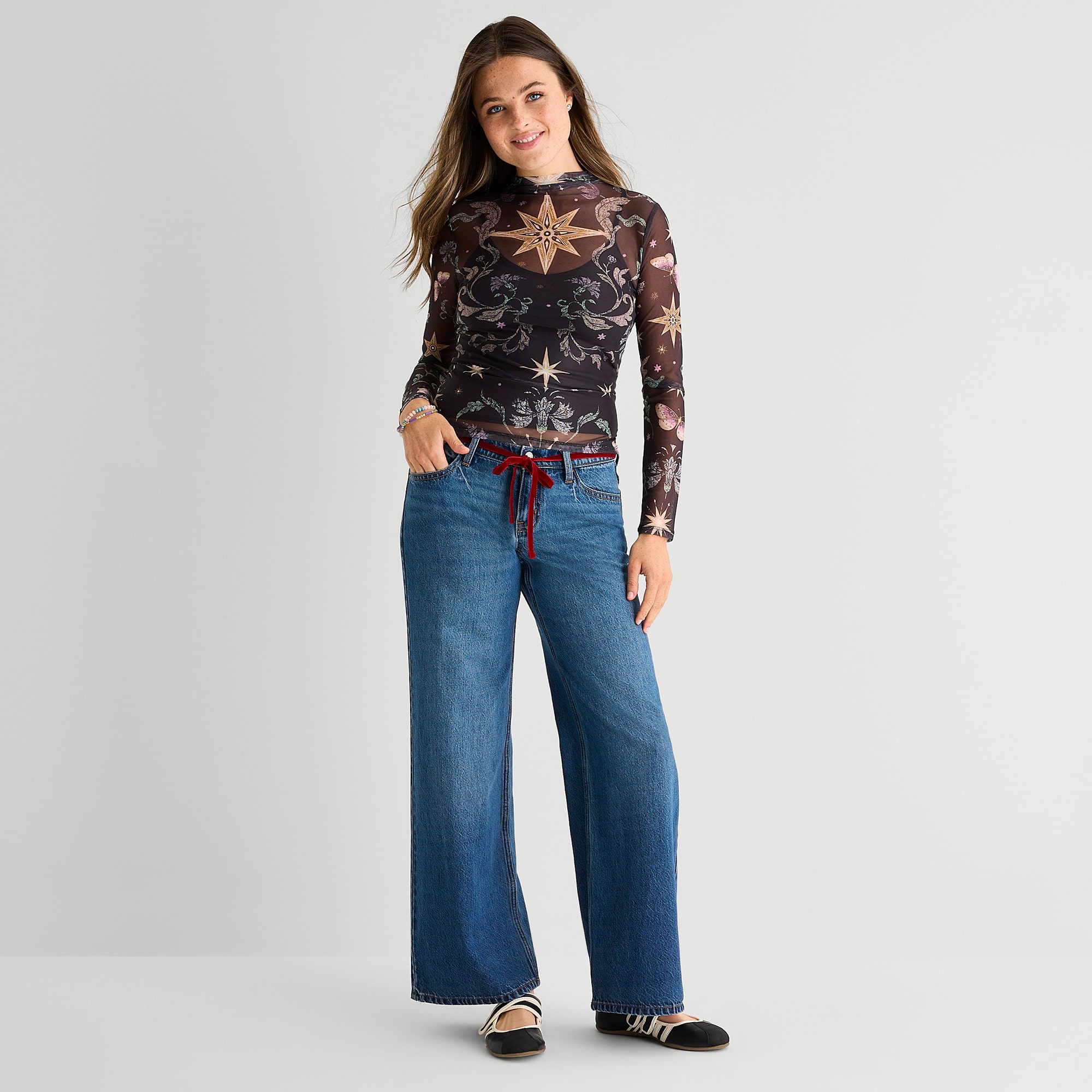 Arizona Womens Juniors Short Low Rise Baggy Fit Jean