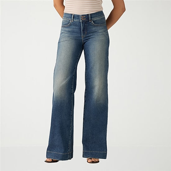 Levi's® Women’s Mid Rise 318 Shaping Wide Leg Jeans