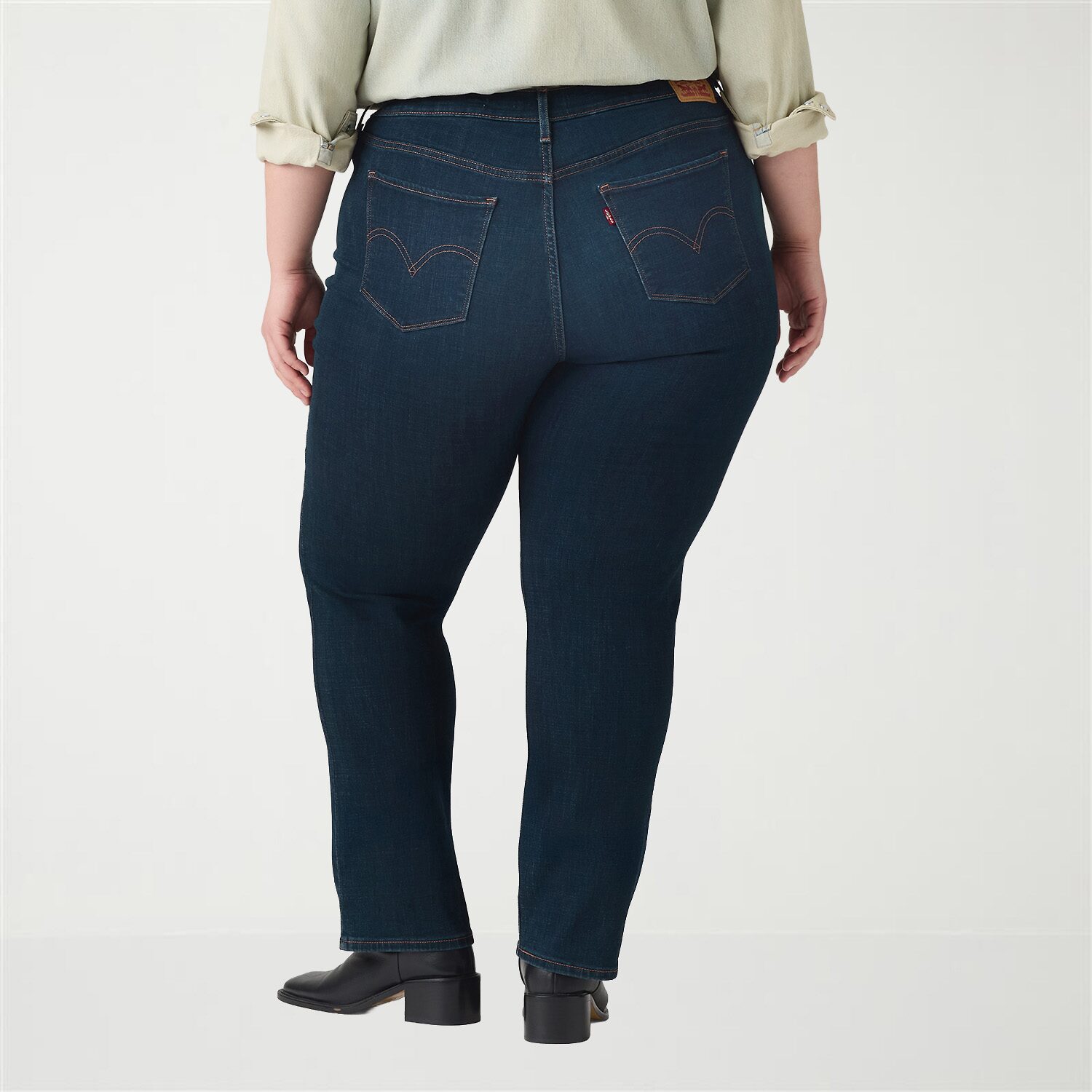 Levi's® Womens Plus Classic Straight Jean