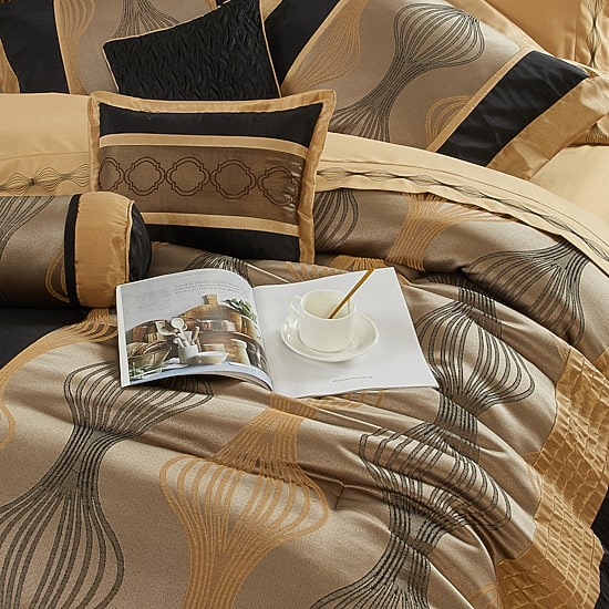 Stratford Park Neve Midweight Complete Bedding Set