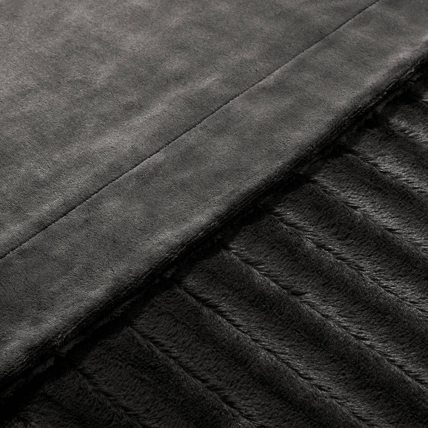 Madison Park York Long Faux-Fur Throw