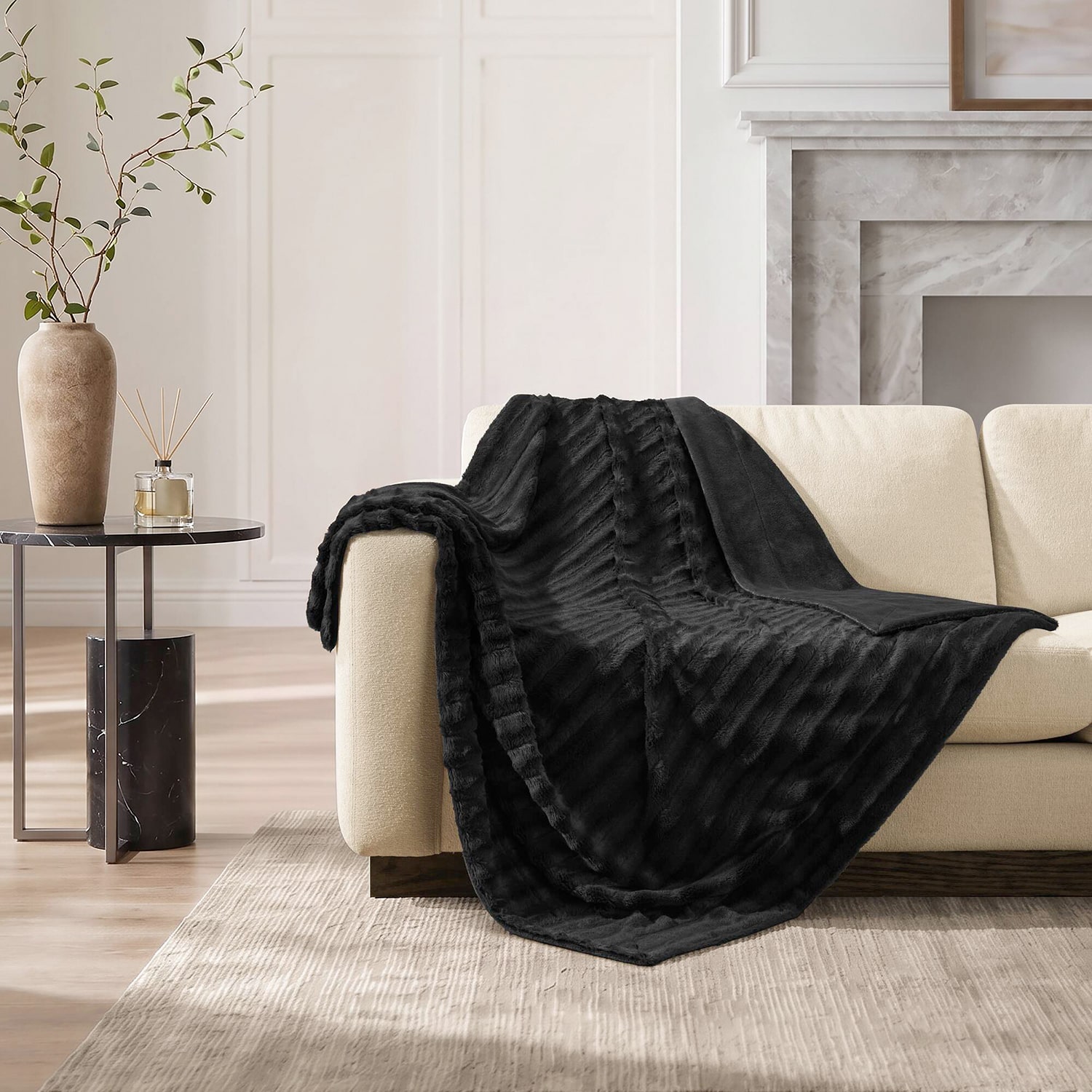 Madison Park York Long Faux-Fur Throw