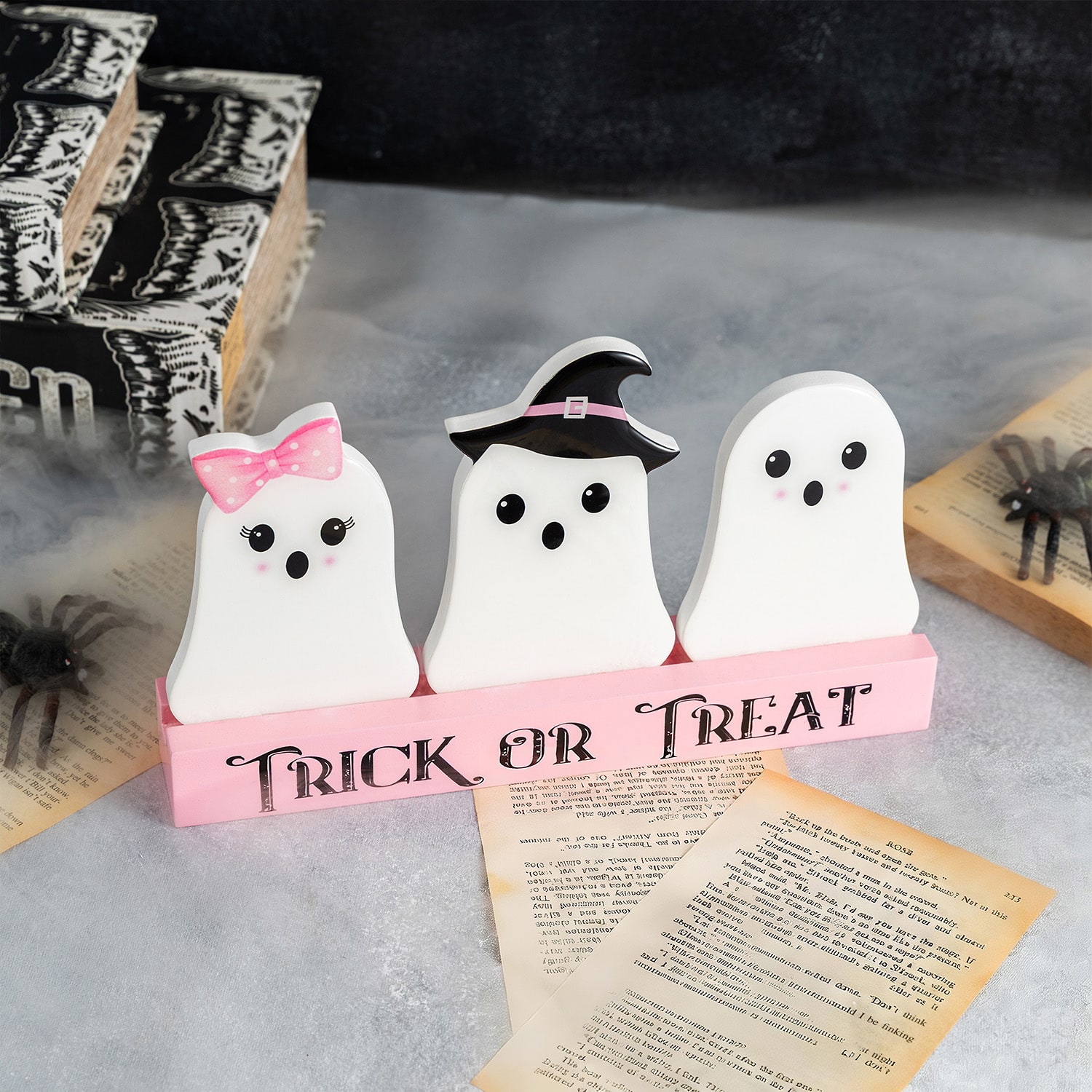 Glitzhome 10" Wooden Epoxy Ghosts Halloween Tabletop Decor