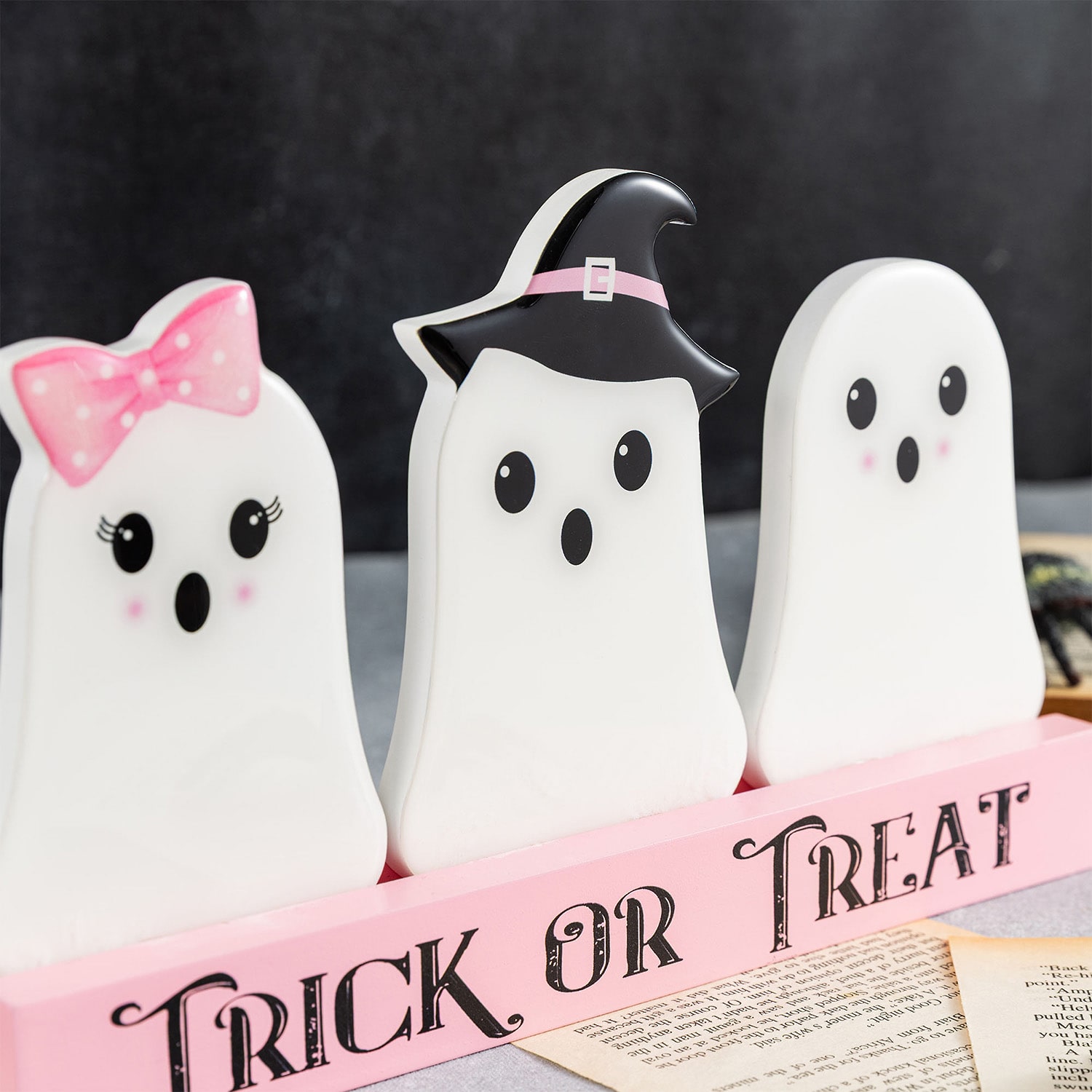 Glitzhome 10" Wooden Epoxy Ghosts Halloween Tabletop Decor