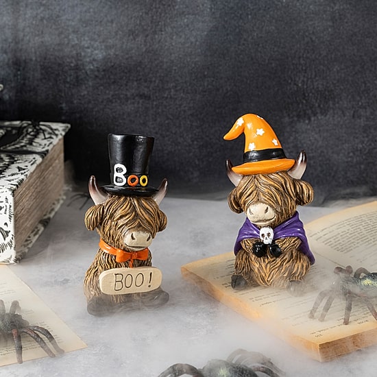 Glitzhome 5" Resin Highland Cow 2-pc. Tabletop Decor