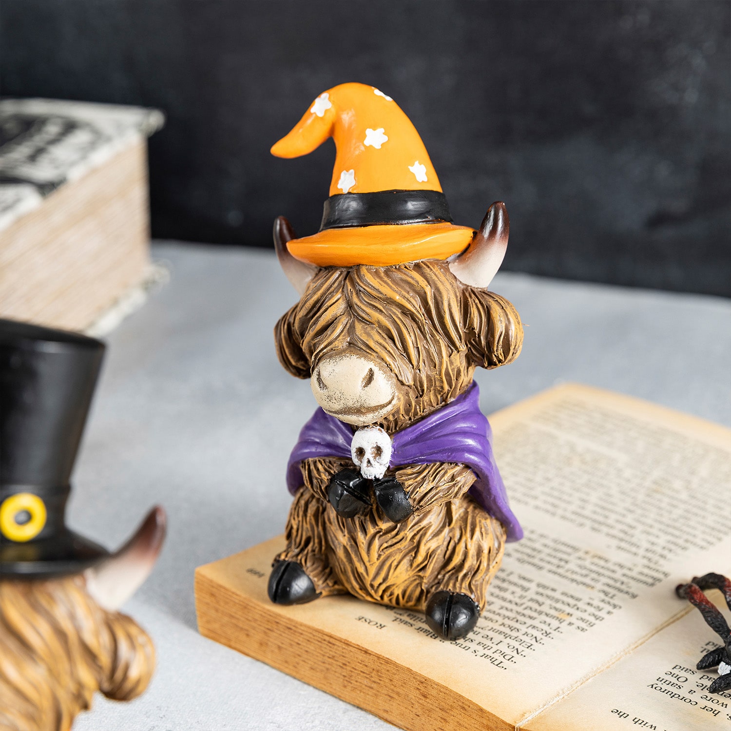 Glitzhome 5" Resin Highland Cow 2-pc. Halloween Tabletop Decor