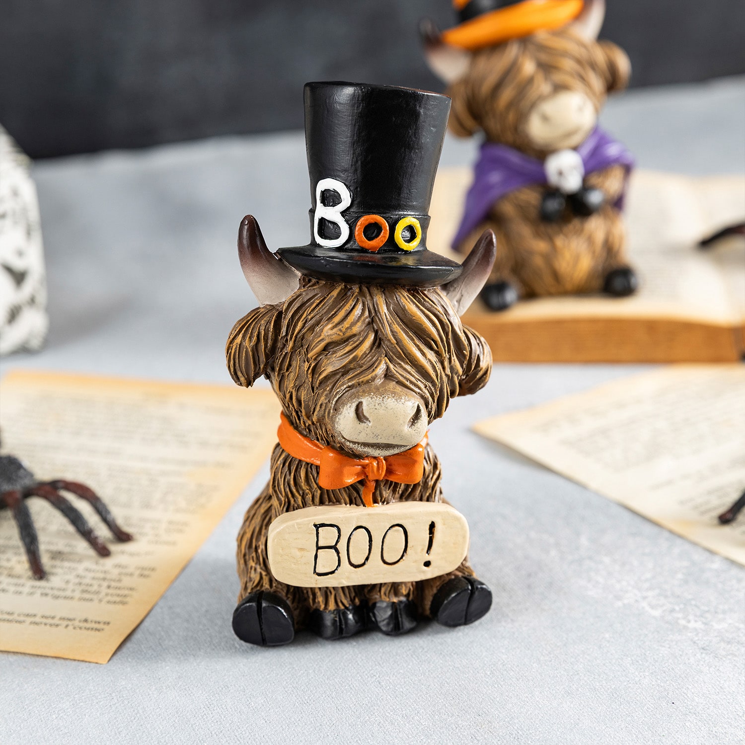 Glitzhome 5" Resin Highland Cow 2-pc. Halloween Tabletop Decor