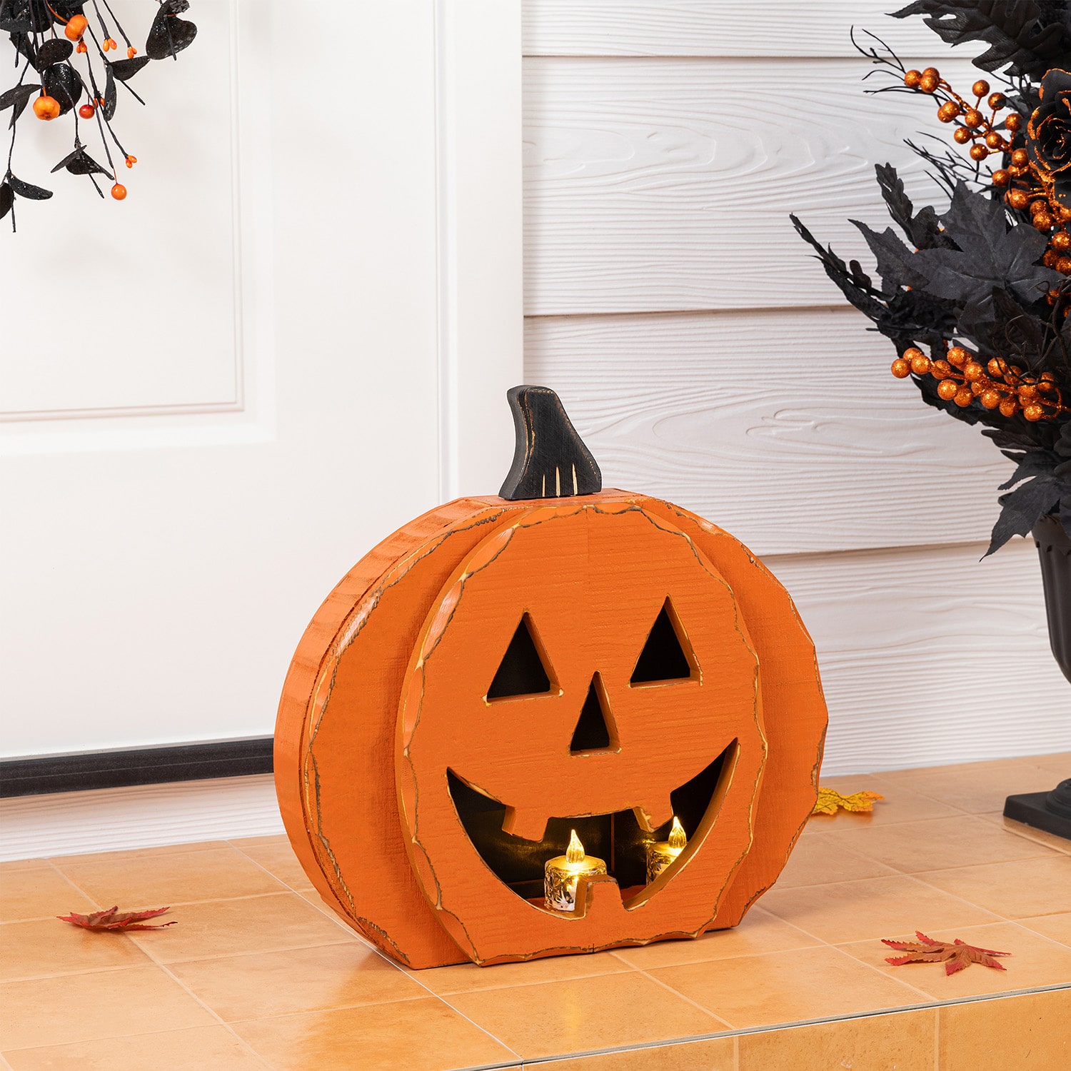Glitzhome 15"Chunky Wood Jack-O-Lantern Halloween Porch Sign