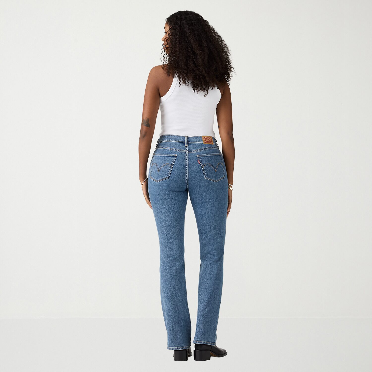 Levi's® Womens Mid Rise Classic Bootcut Jean