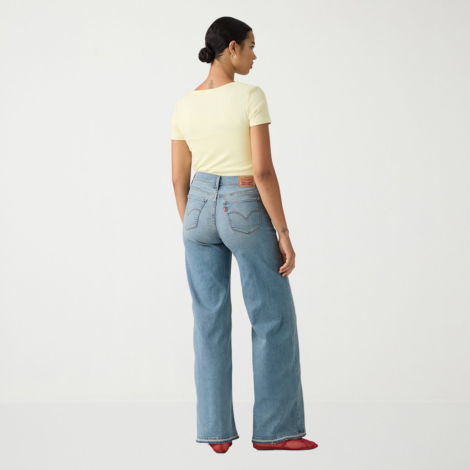 Levi's® Women’s Mid Rise 318 Shaping Wide Leg Jeans