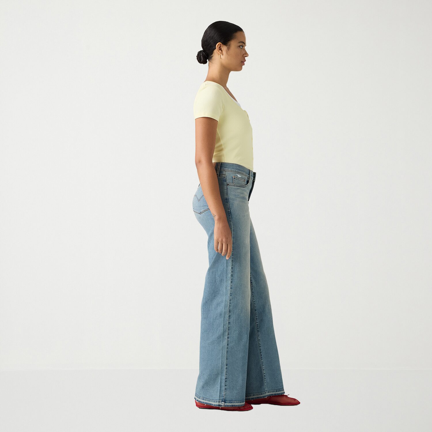 Levi's® Women’s Mid Rise 318 Shaping Wide Leg Jeans