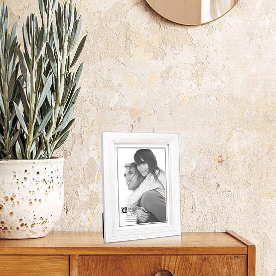 Malden 5x7 White Wash Linear 4-pc. Picture Frame Set