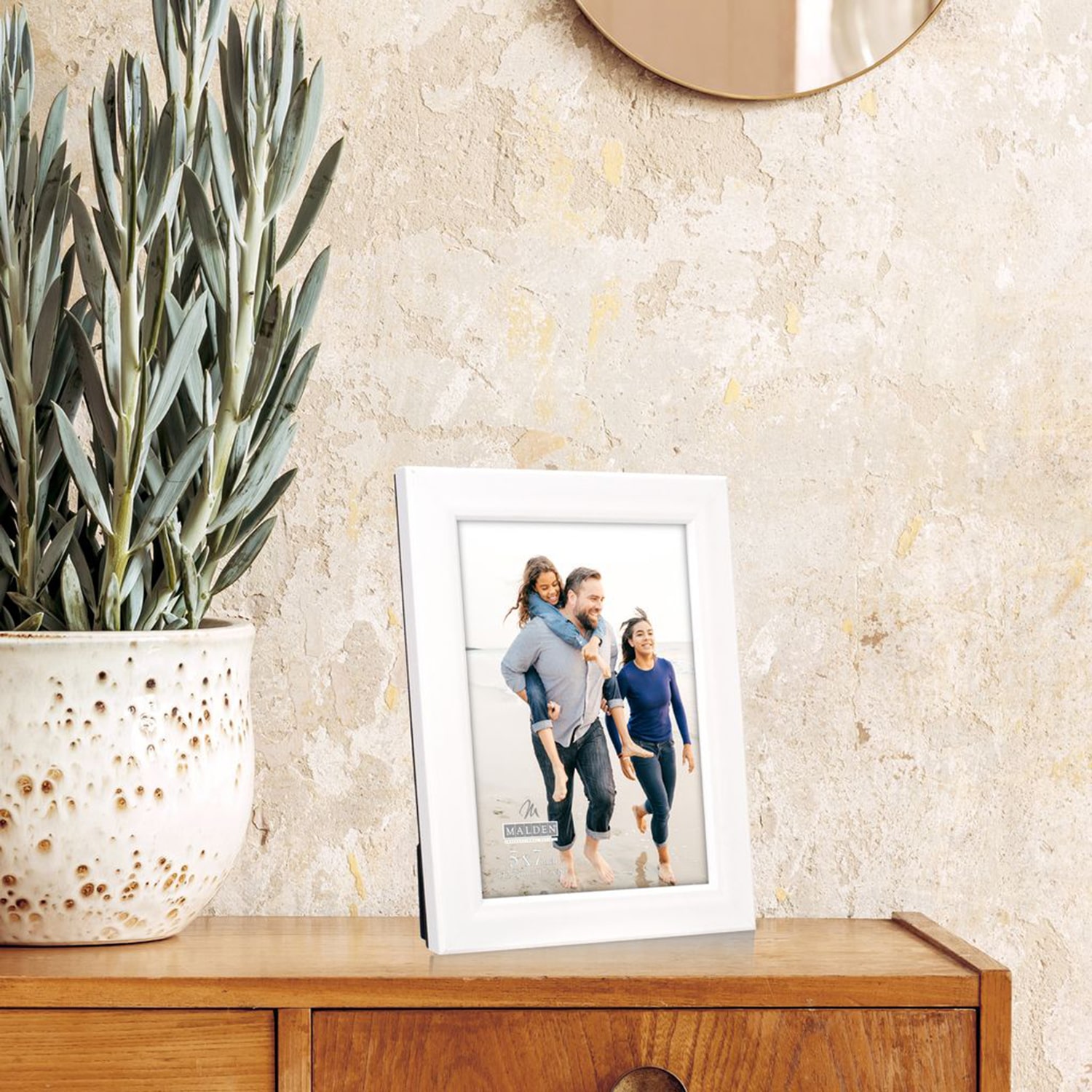Malden 4pk. 5x7 White Mjr Gv 4-pc. Picture Frame Set