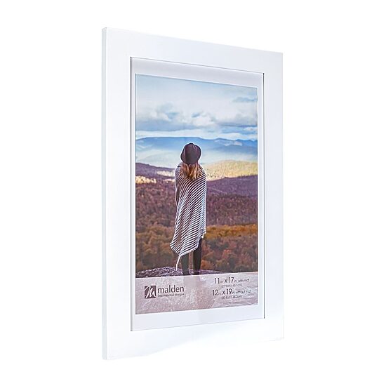 Malden 11x17/12x19 White Manhattan Dg 1-Opening Wall Frame