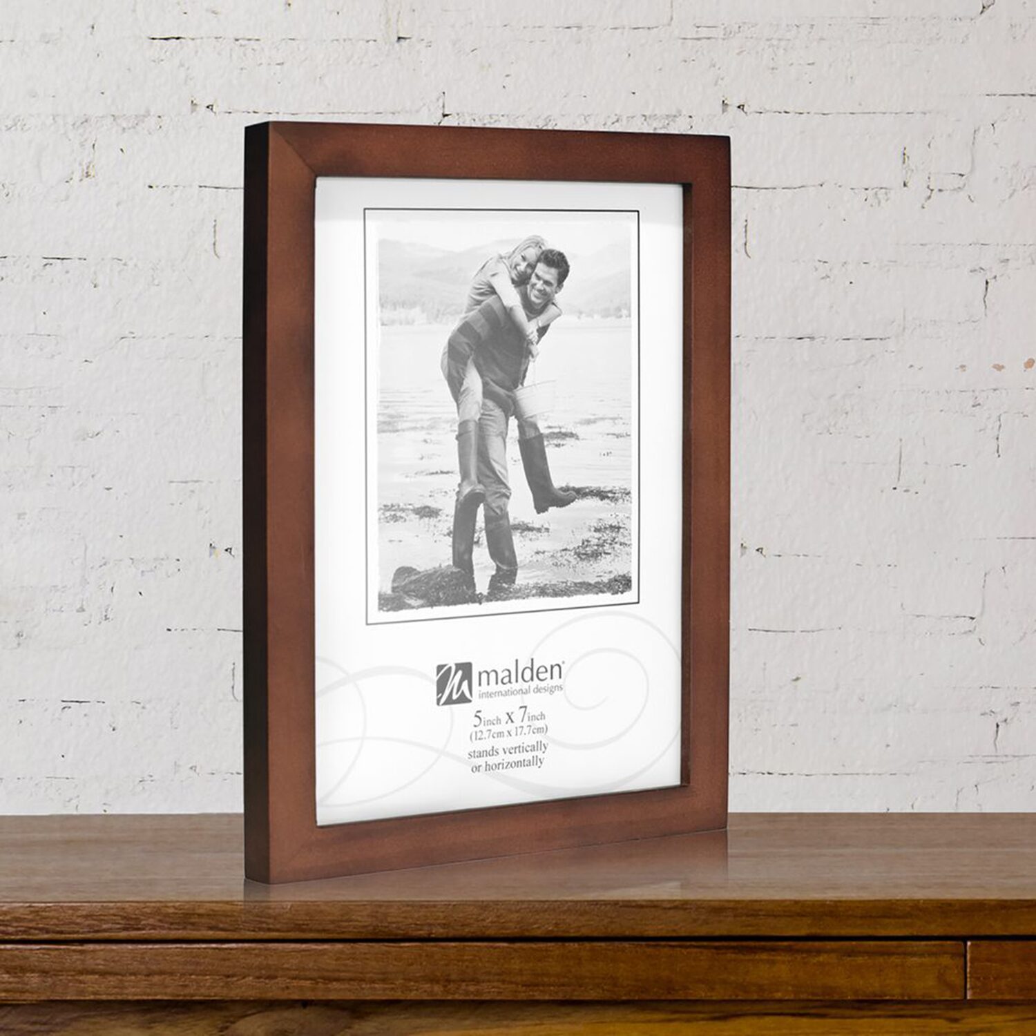 Malden 4 Pk 5x7 Walnut Concepts 4-pc. Picture Frame Set