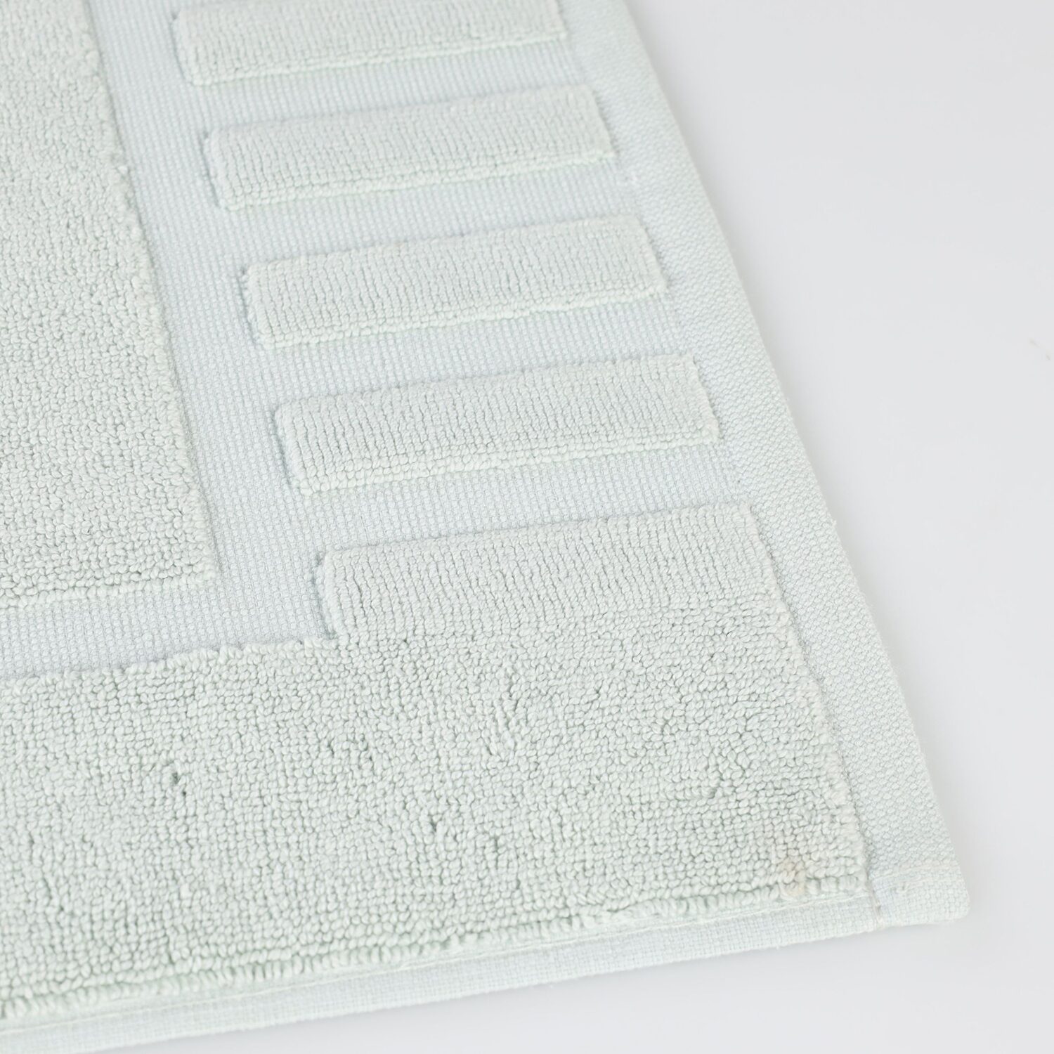 Superior Leo Cotton Absorbent Quick Dry Geometric Border 2-Piece Bath Mat Set