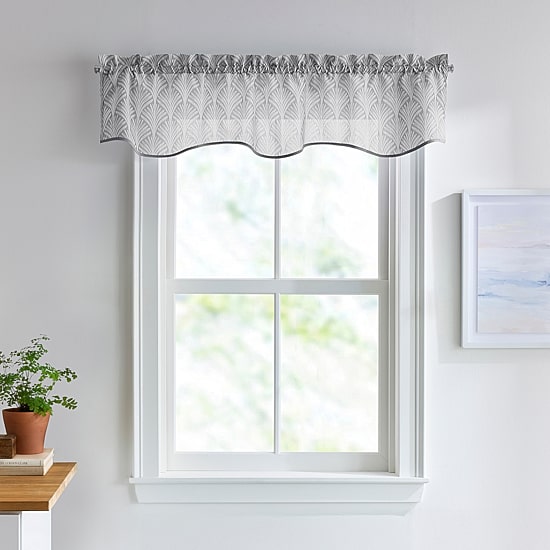 CHF Fan Scallop Rod Pocket Tailored Valance