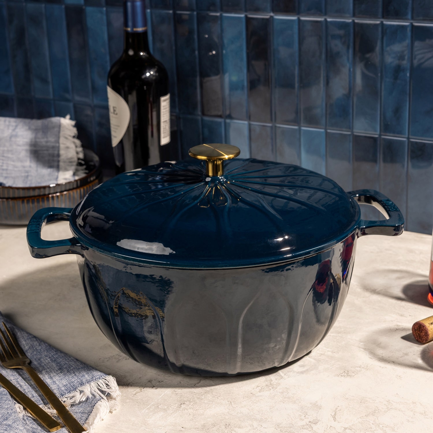 Lodge Cookware Luxe Enamel 6 Qt Enameled Cast Iron Dutch Oven
