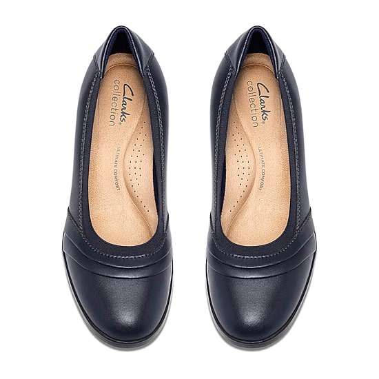 Clarks Emily2 Gracie Womens Round Closed Toe Block Heel Pumps