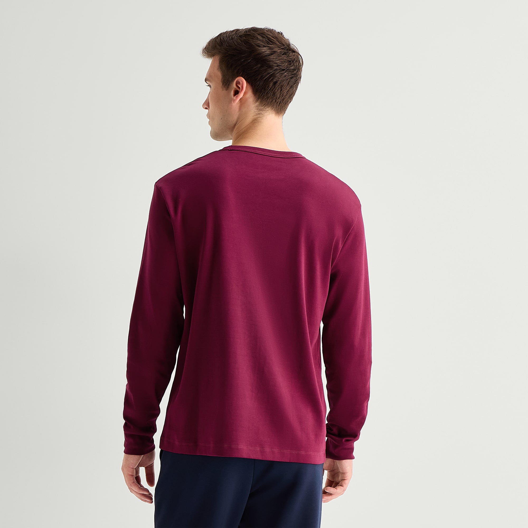 Stylus Mens Round Neck Long Sleeve T-Shirt