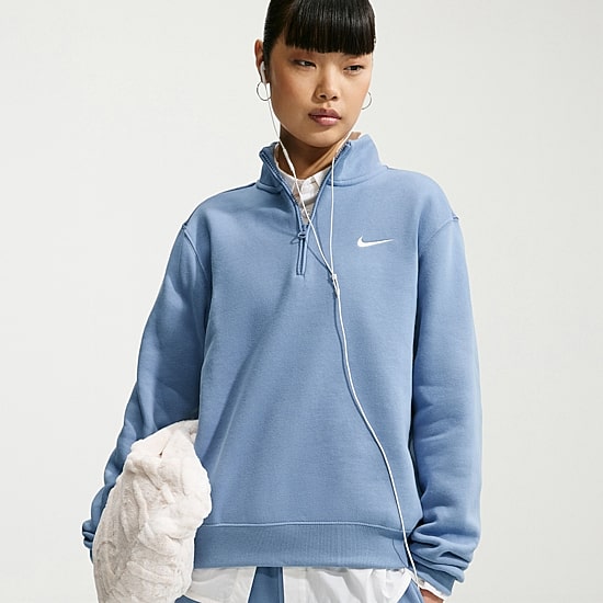 Nike Womens High Neck Long Sleeve Active Quarter-Zip Pullover