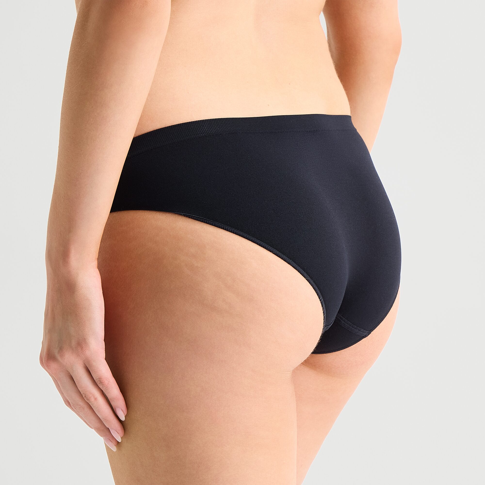Ambrielle Seamless Bikini Panty