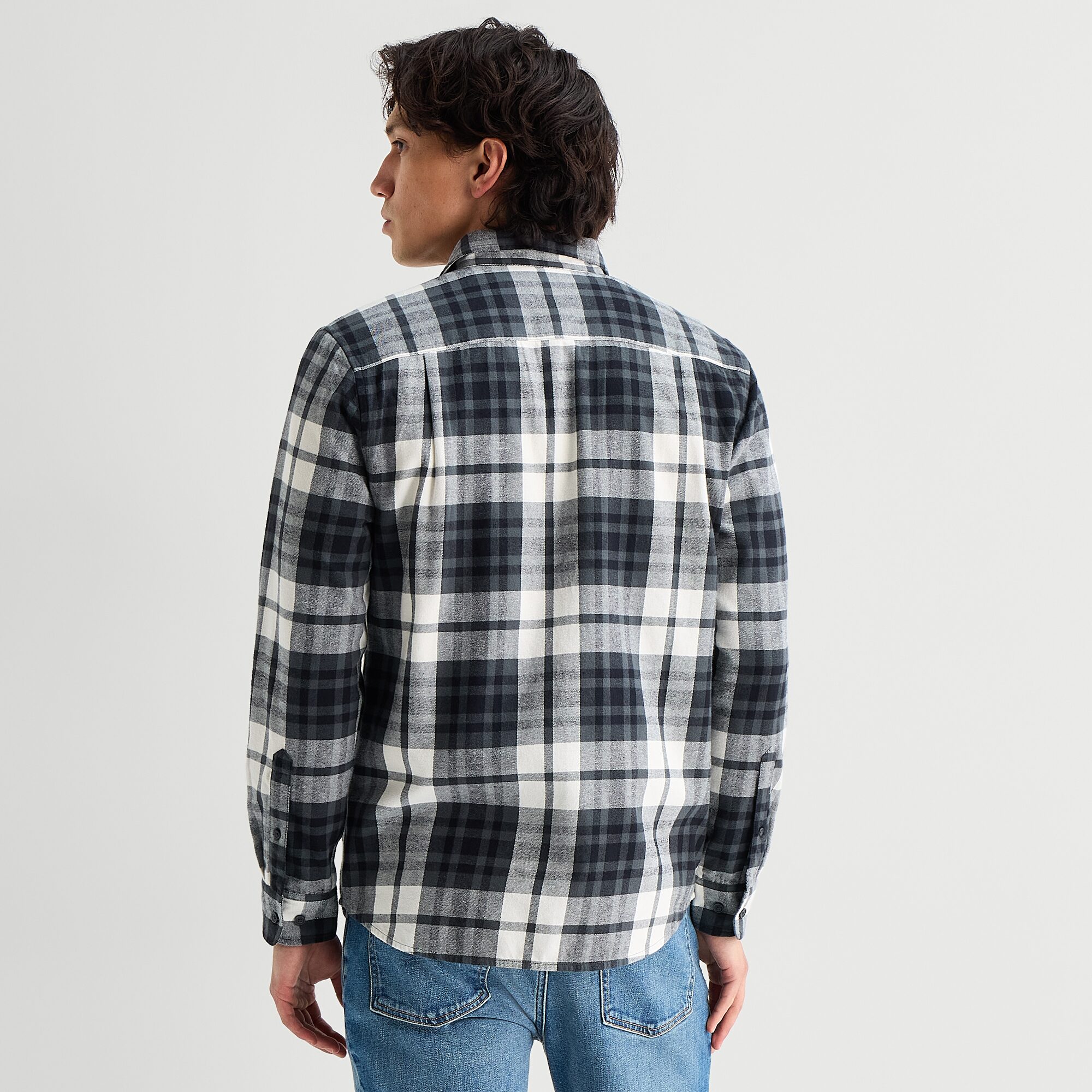 mutual weave Mens Long Sleeve Classic Fit Flannel Shirt