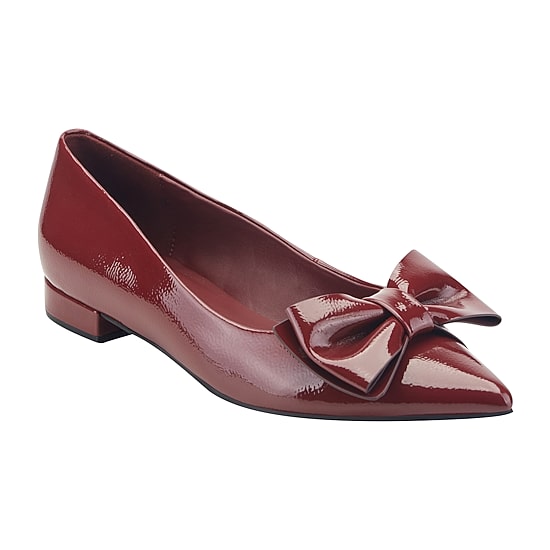 BANDOLINO Alicce Womens Pointed Closed Toe Slip-On Shoe