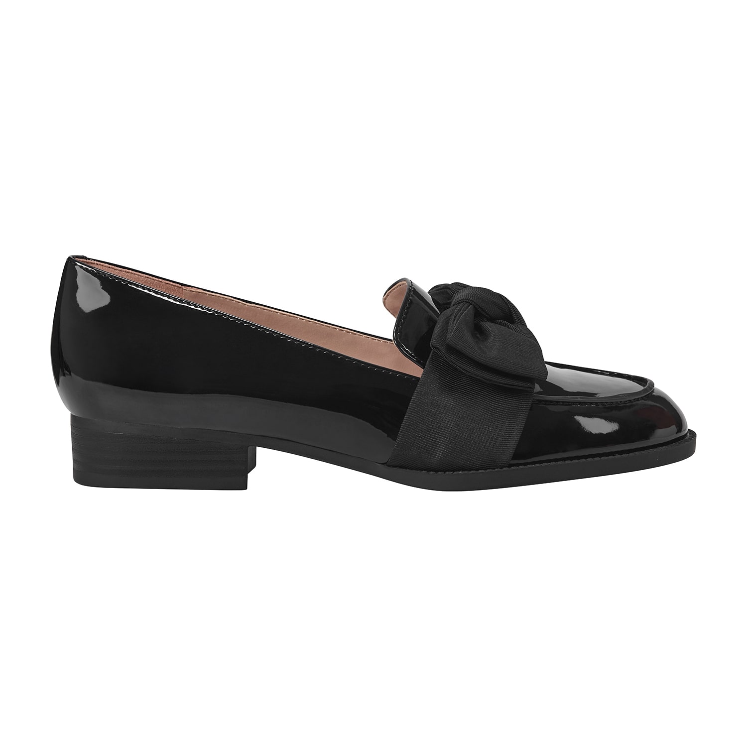 BANDOLINO Oidnl Womens Almond Closed Toe Loafers