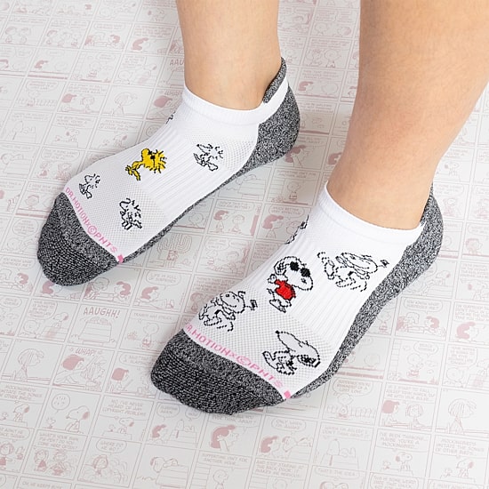 Dr.Motion Womens Snoopy Low Cut Socks