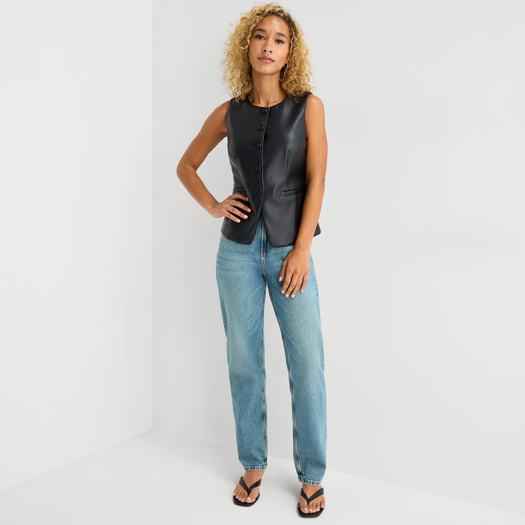 A.N.A Womens Crew Neck Sleeveless Vest