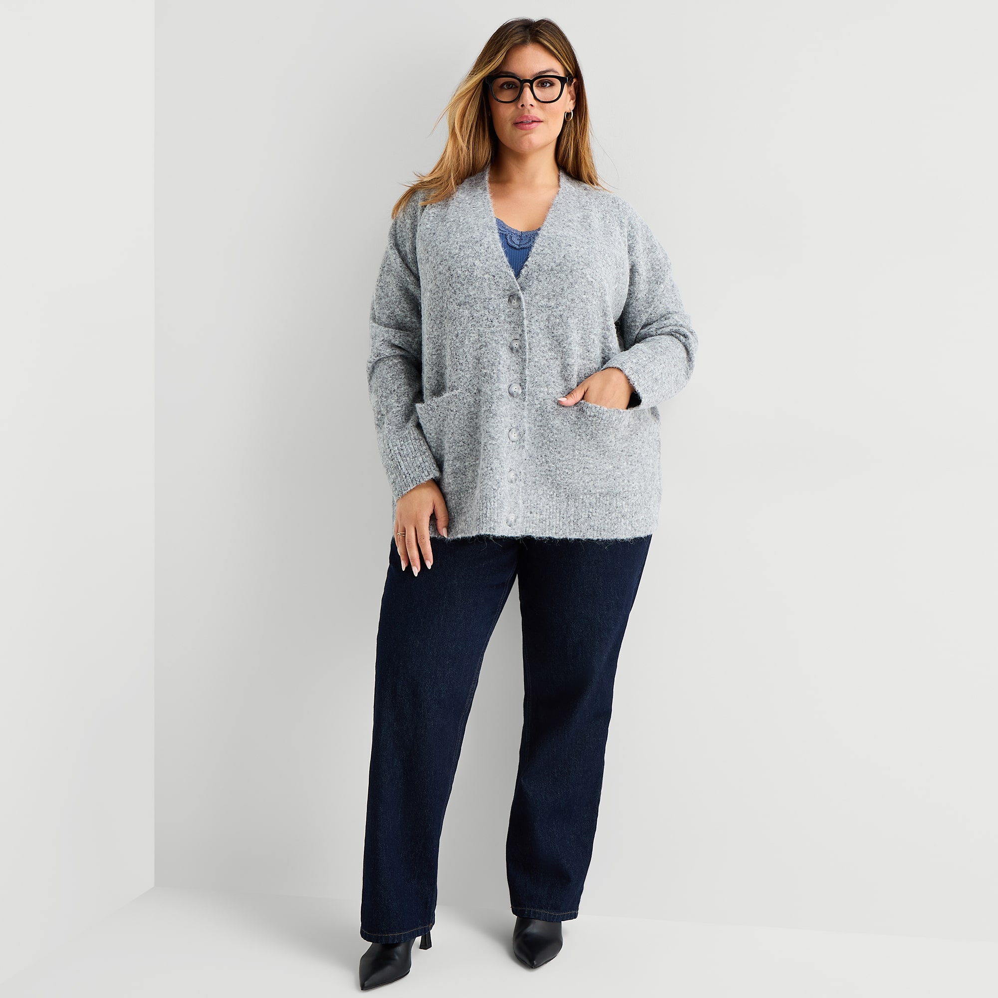 A.N.A Oversized Boyfriend Womens V Neck Long Sleeve Button Plus Cardigan