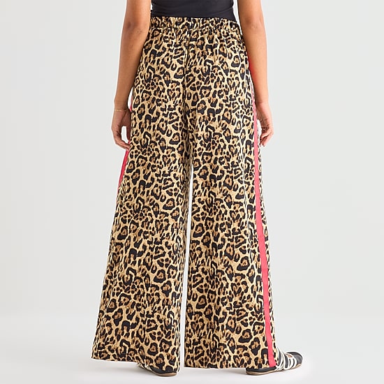 Jingle Ball Womens Wide Leg Mid Rise Regular Fit Track Pant