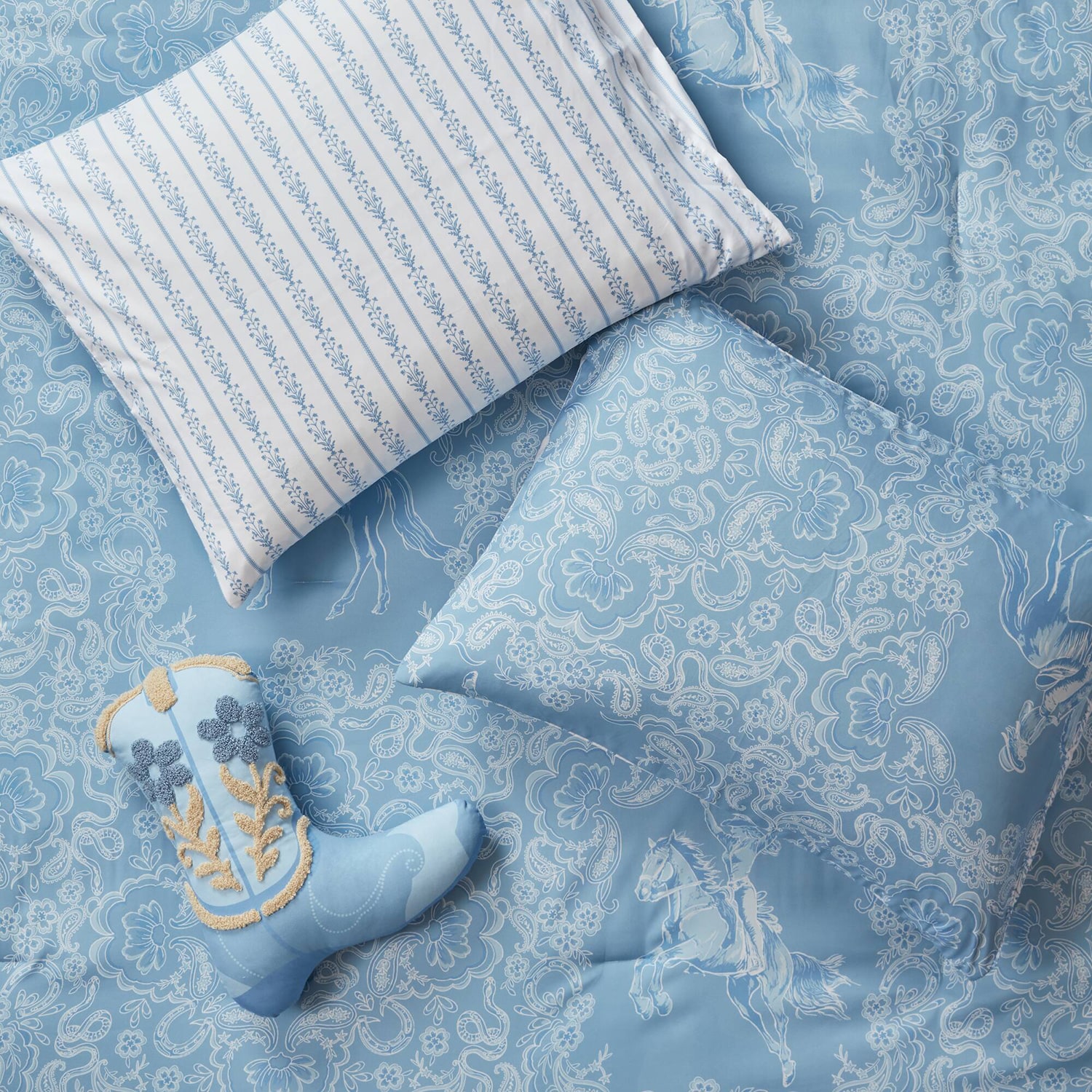 Intelligent Design Ranch Western Print Reversible Comforter Set